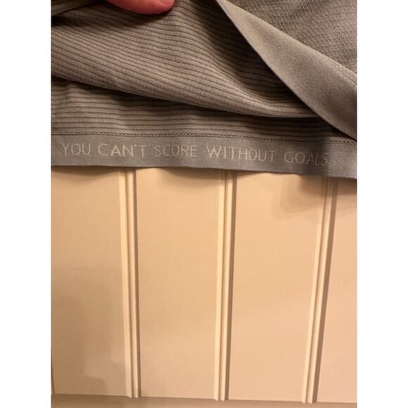 Lululemon Metal Vent Tech Shirt - Size Medium, Light Grey Blue - Picture 4 of 5